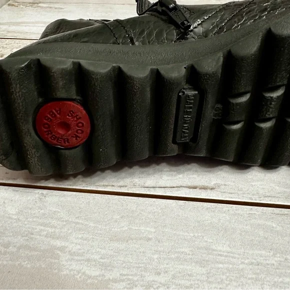 IMAC Croc Embossed Patent Leather Side Zip Booties Sz 39 US 9 Made In Italy - Picture 11 of 13